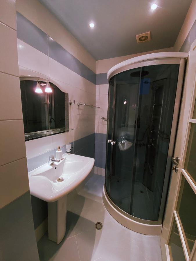 Sunshine Place Елбасан Екстериор снимка