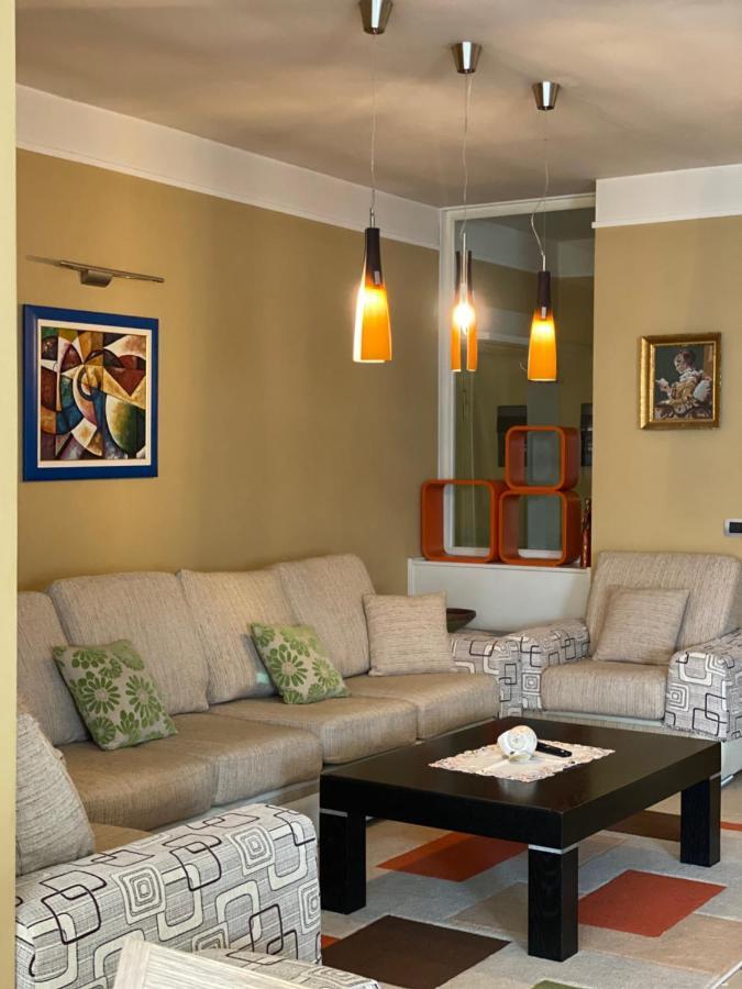 Sunshine Place Елбасан Екстериор снимка